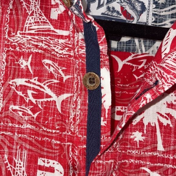 Pelagic button down shirt size smalll - Picture 8 of 12